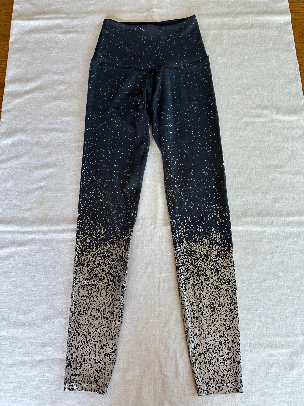 Beyond Yoga Alloy Ombre Midi Leggings Navy Silver Speckle XS